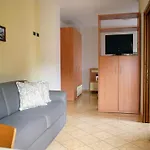 Emi Hotel 3*
