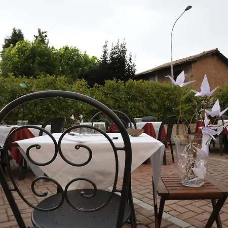 Emi Hotel 3*